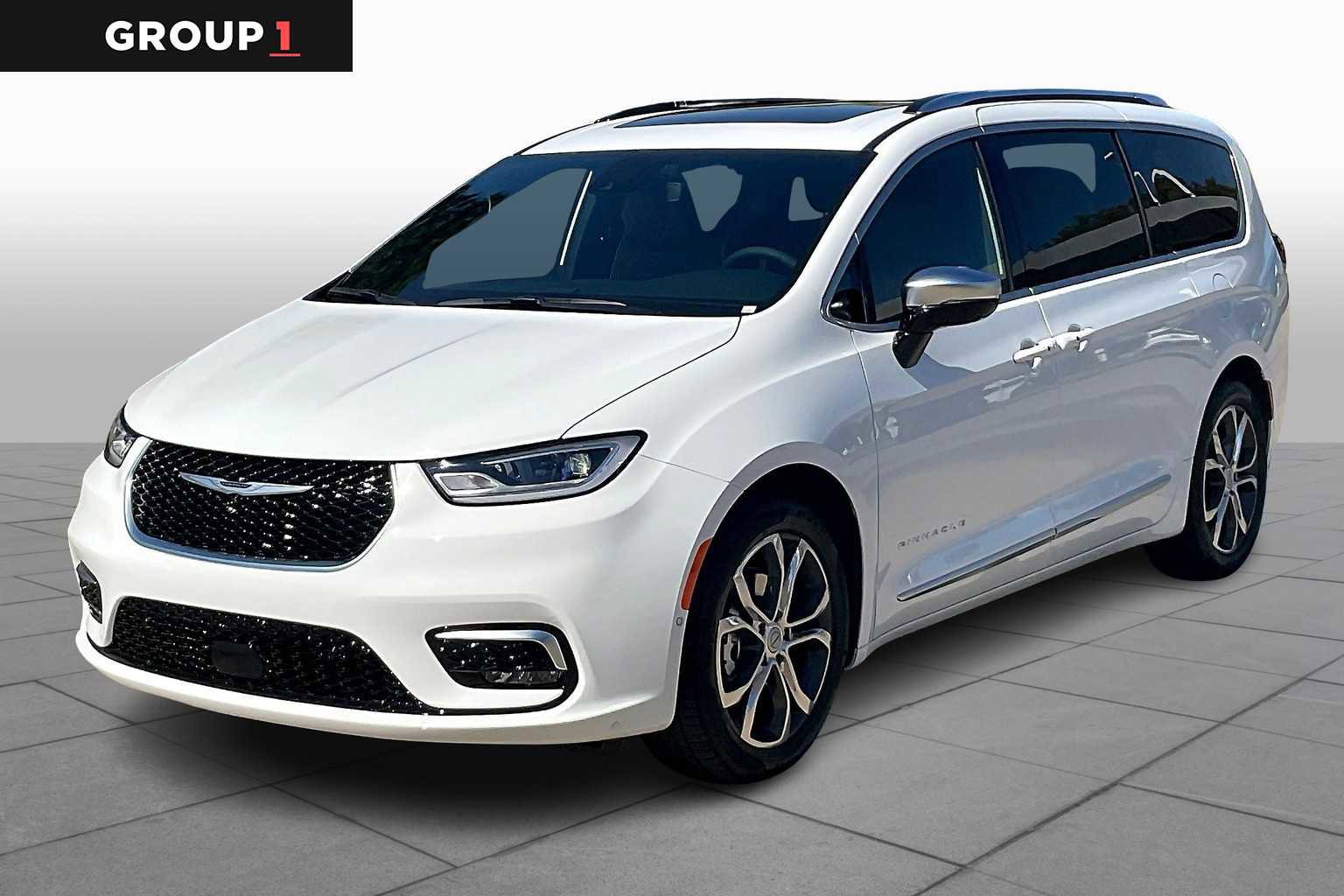 New 2026 Chrysler Pacifica Pinnacle image 1