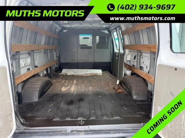 Used 2010 Ford E-250 and Econoline 250 RWD image 4