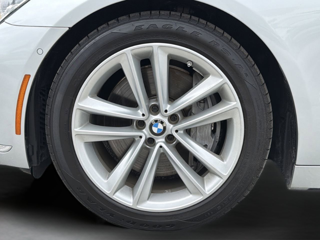 Used 2018 BMW 750i RWD image 34