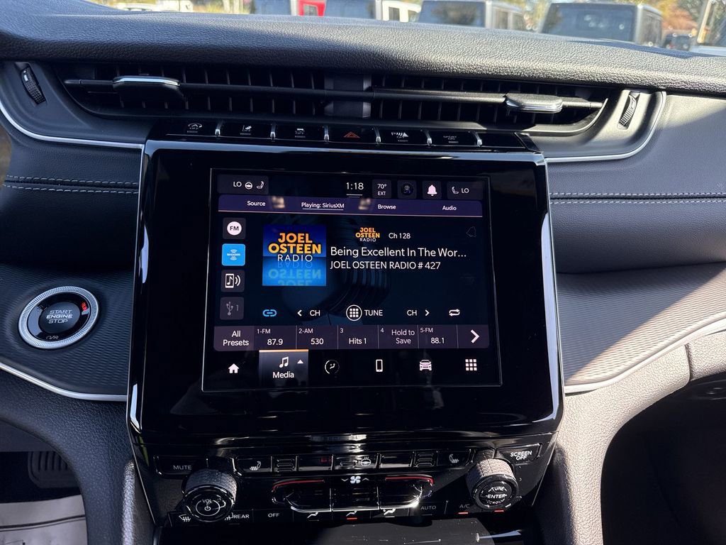 New 2025 Jeep Grand Cherokee L Altitude image 24