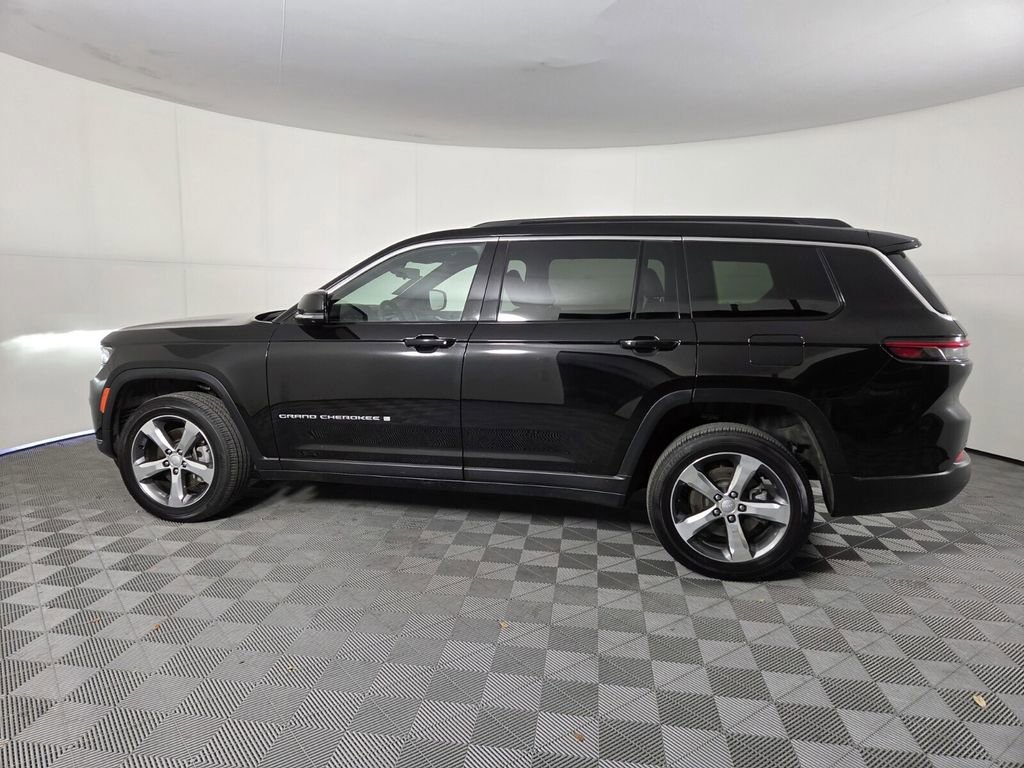 Certified 2024 Jeep Grand Cherokee L Limited w/ Luxury Tech Group II image 8