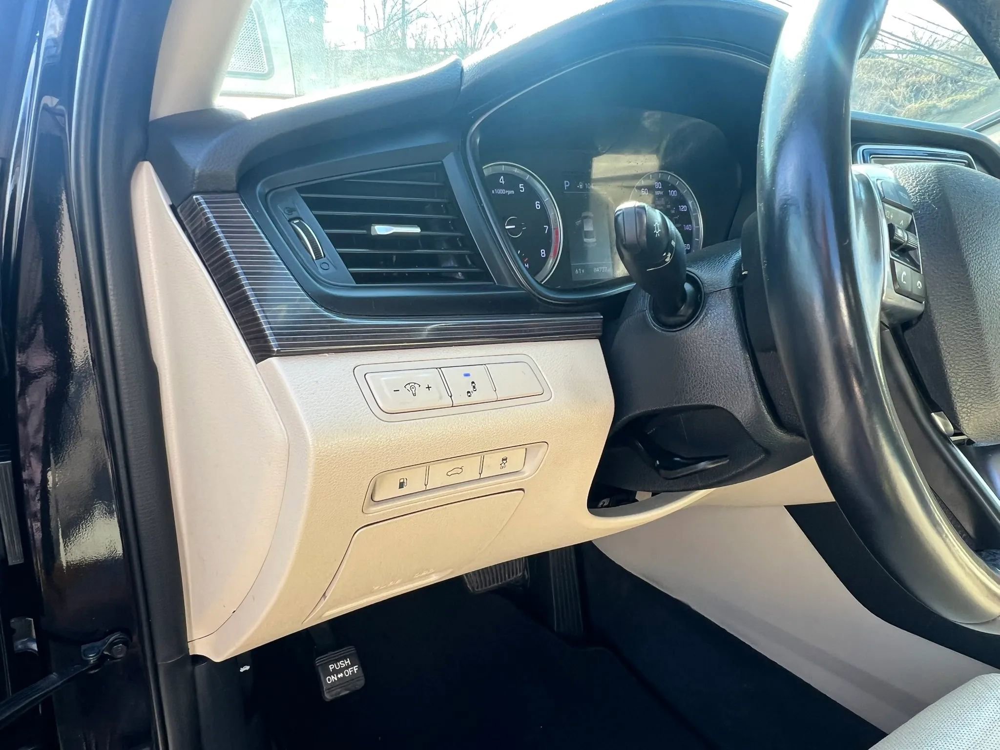 Used 2018 Hyundai Sonata Limited FWD image 23
