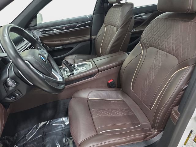 Used 2018 BMW 740i xDrive AWD/4WD image 13