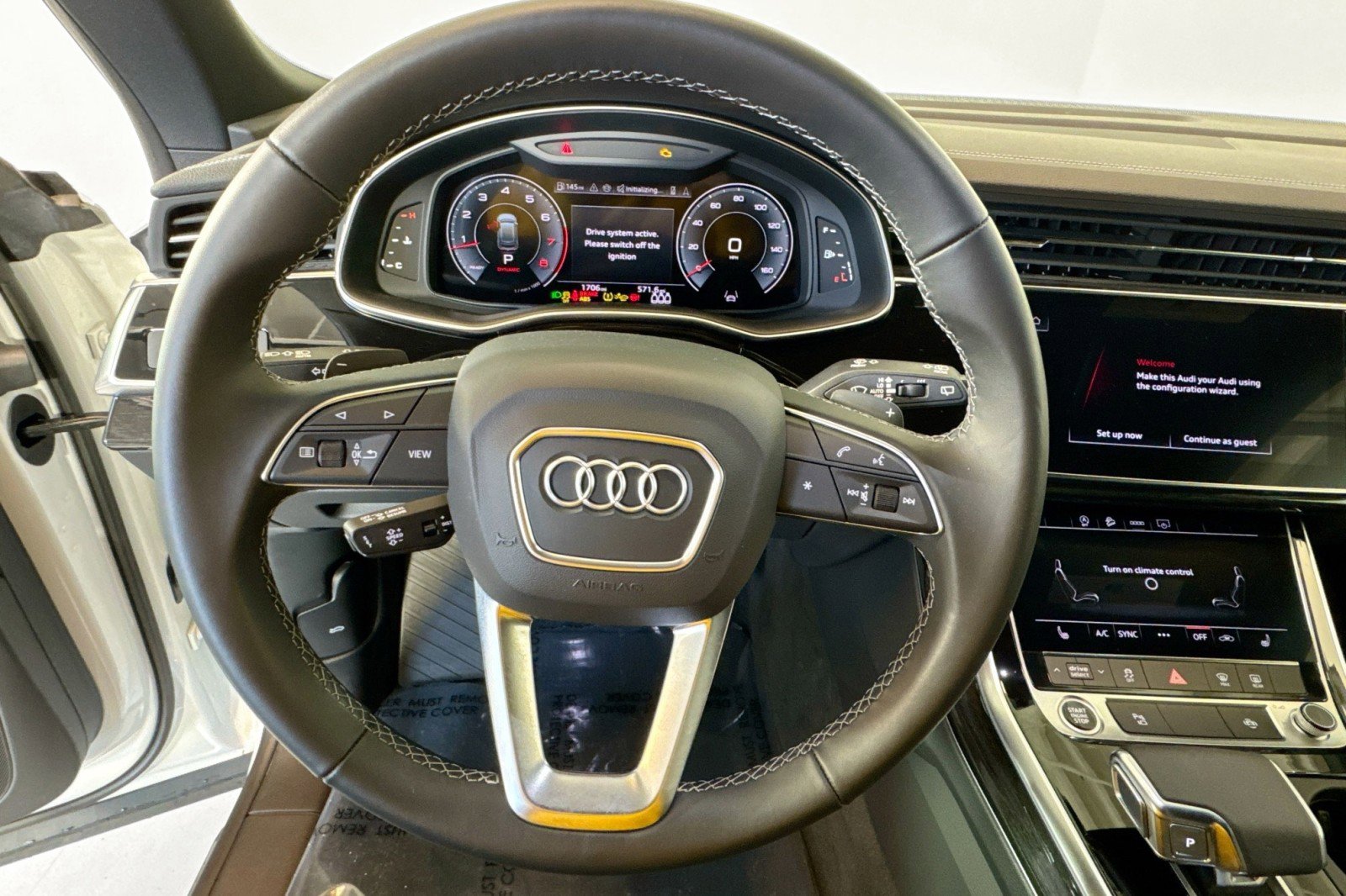 Used 2025 Audi Q8 Premium w/ Black Optic Package image 11