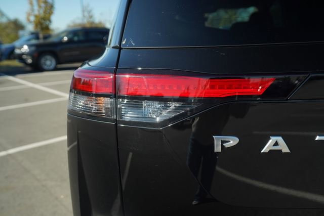 Used 2023 Nissan Pathfinder SL image 38