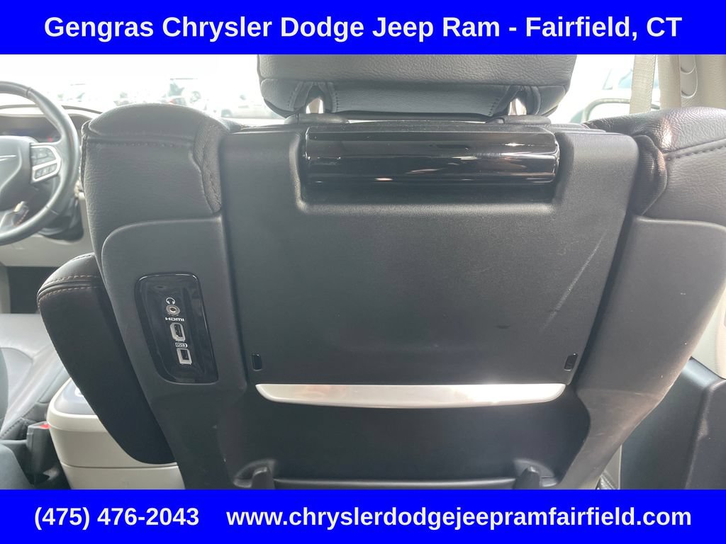 Used 2020 Chrysler Pacifica Touring-L Plus FWD image 27
