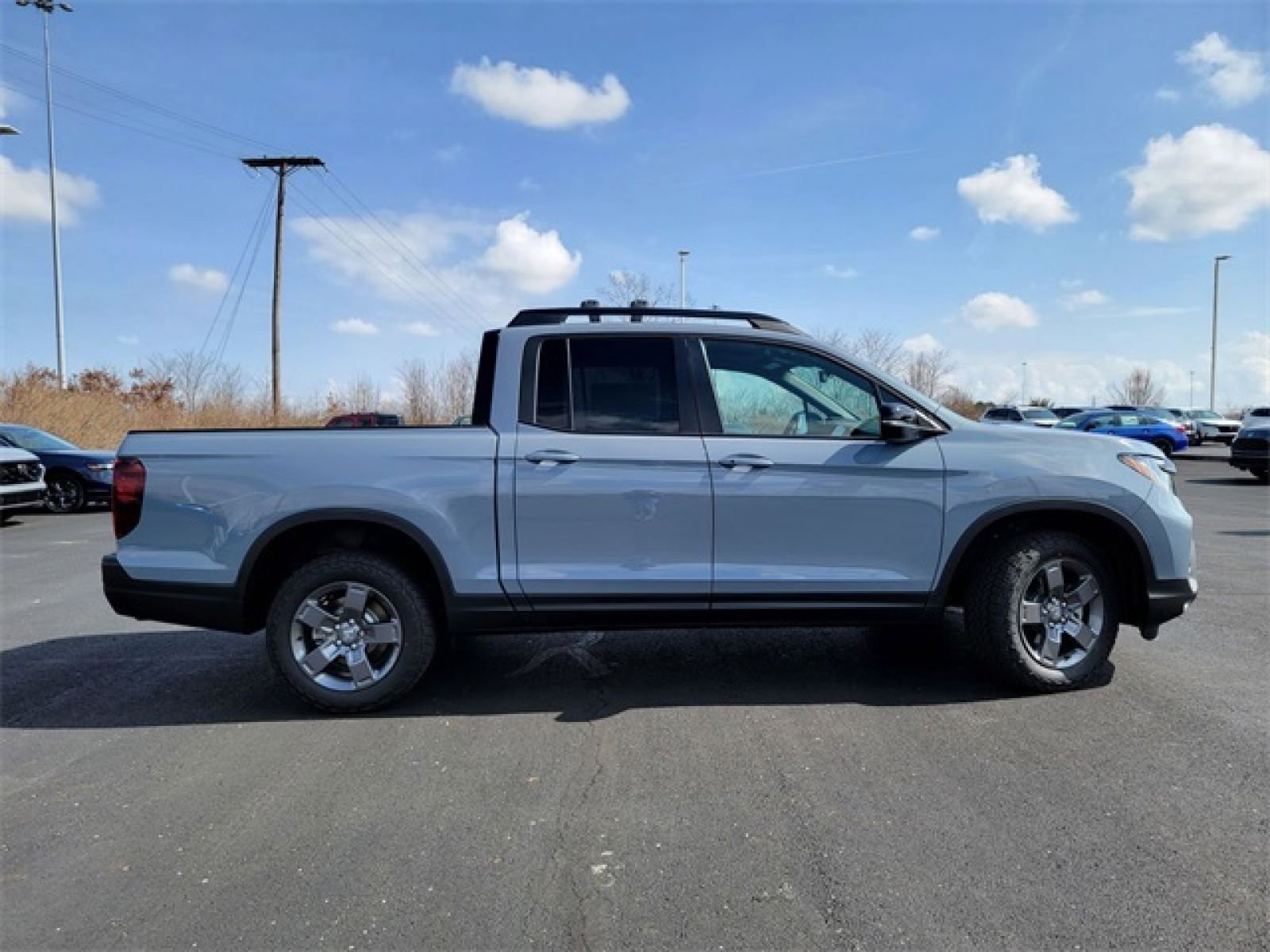 Used 2025 Honda Ridgeline TrailSport image 4