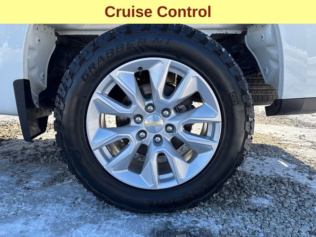 Used 2021 Chevrolet Silverado 1500 Custom w/ LPO, Dark Essentials Package image 9