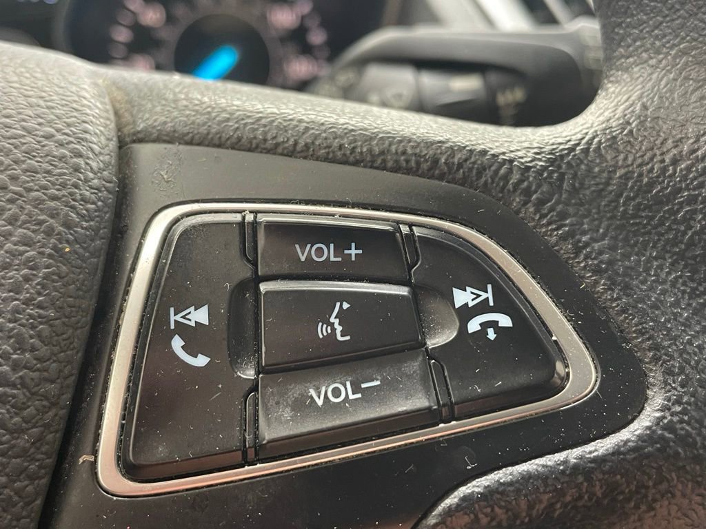 Used 2018 Ford Escape SE image 21