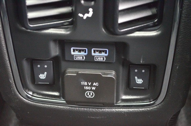 Used 2021 Jeep Grand Cherokee Limited w/ Luxury Group II image 39