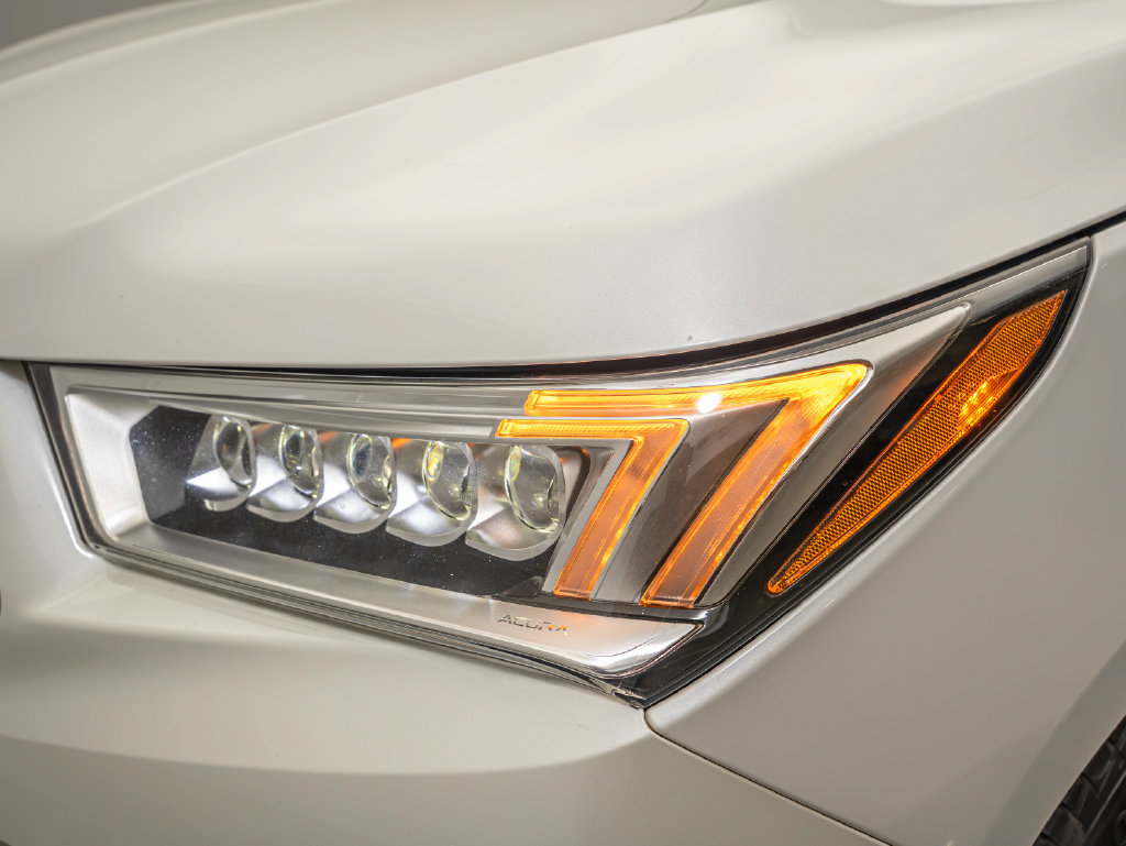 Used 2020 Acura MDX w/ Technology Package AWD/4WD image 15