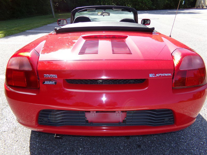 Used 2000 Toyota MR2 image 4