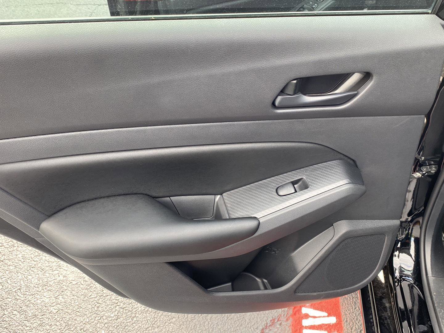 Used 2025 Nissan Altima 2.5 S FWD image 29