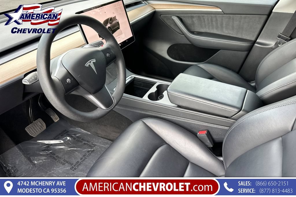 Used 2025 Tesla Model Y Long Range RWD image 10
