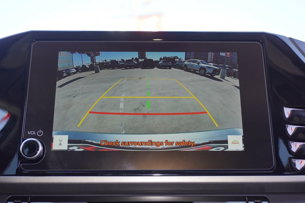 Used 2025 Toyota Camry LE image 15