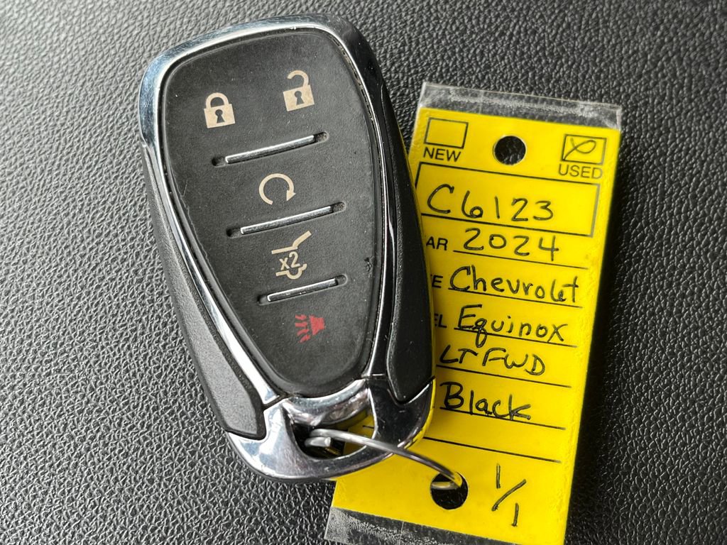 Certified 2024 Chevrolet Equinox LT image 24