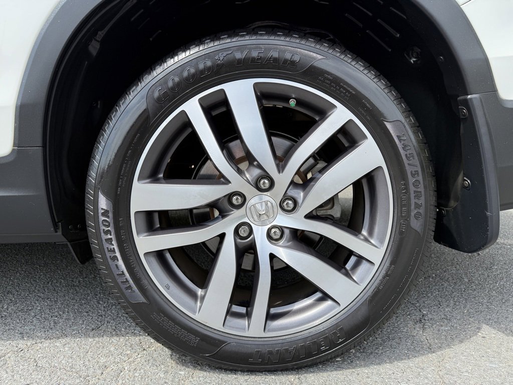 Used 2018 Honda Pilot Touring image 13