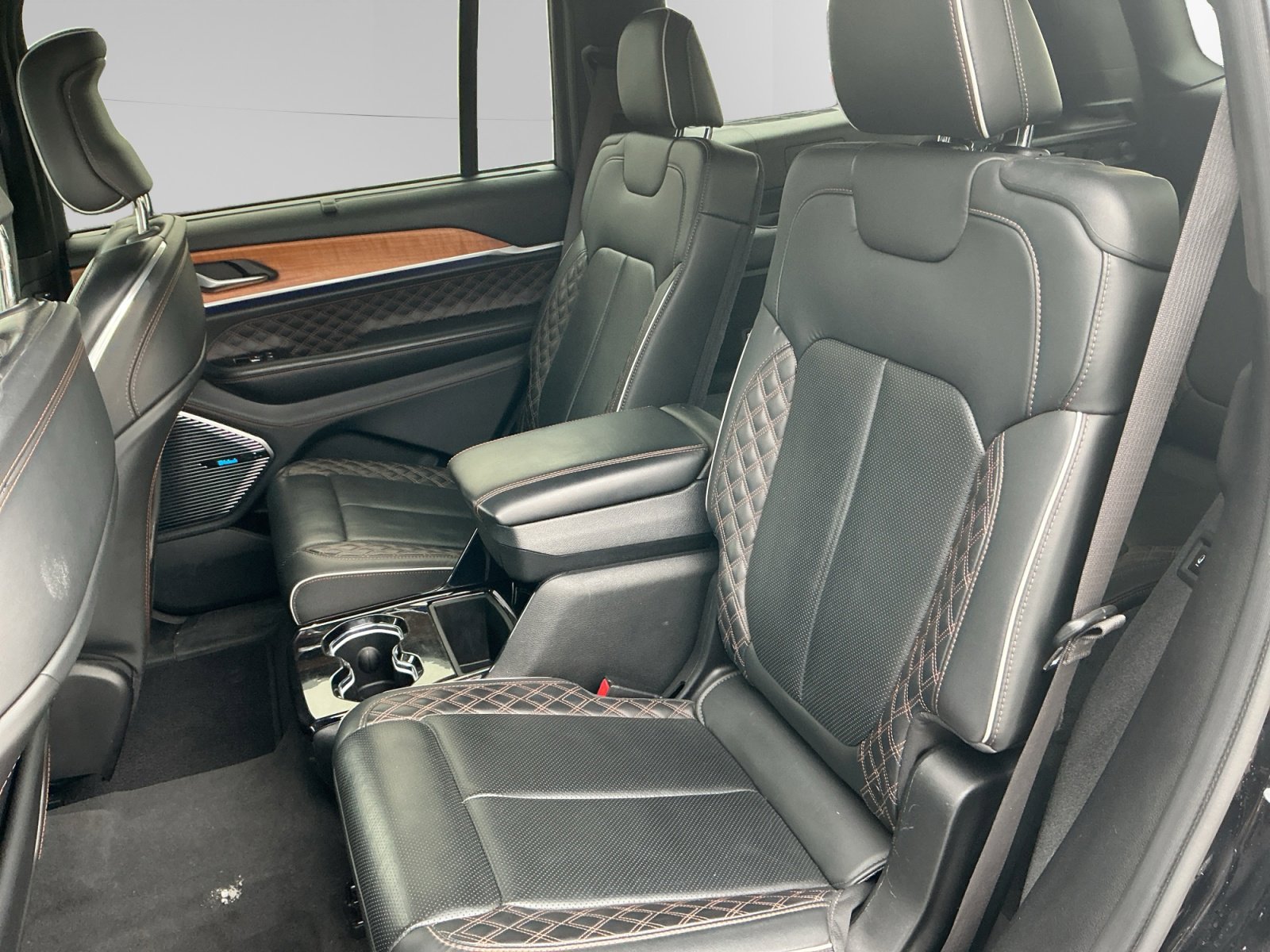 Used 2021 Jeep Grand Cherokee L Summit image 13