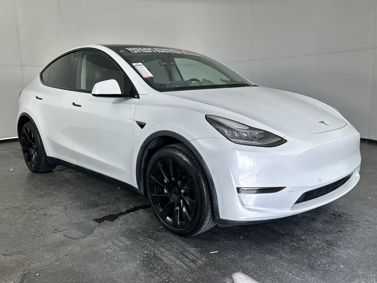 Used 2021 Tesla Model Y Long Range image 2