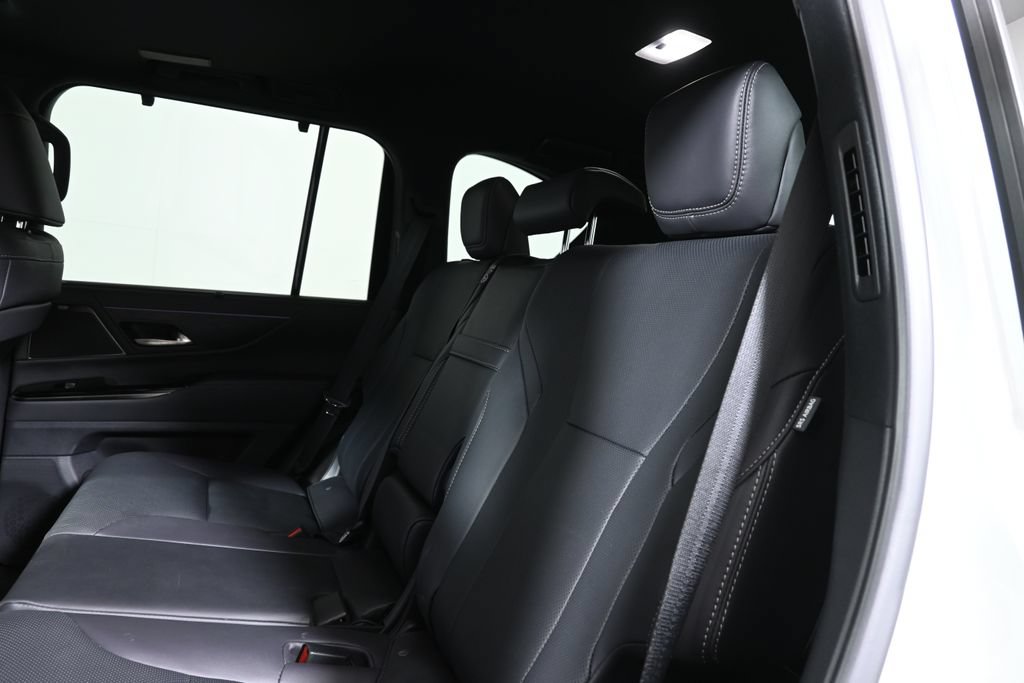 New 2026 Lexus LX 700h Luxury w/ Accessory Package (Z1) AWD/4WD image 4