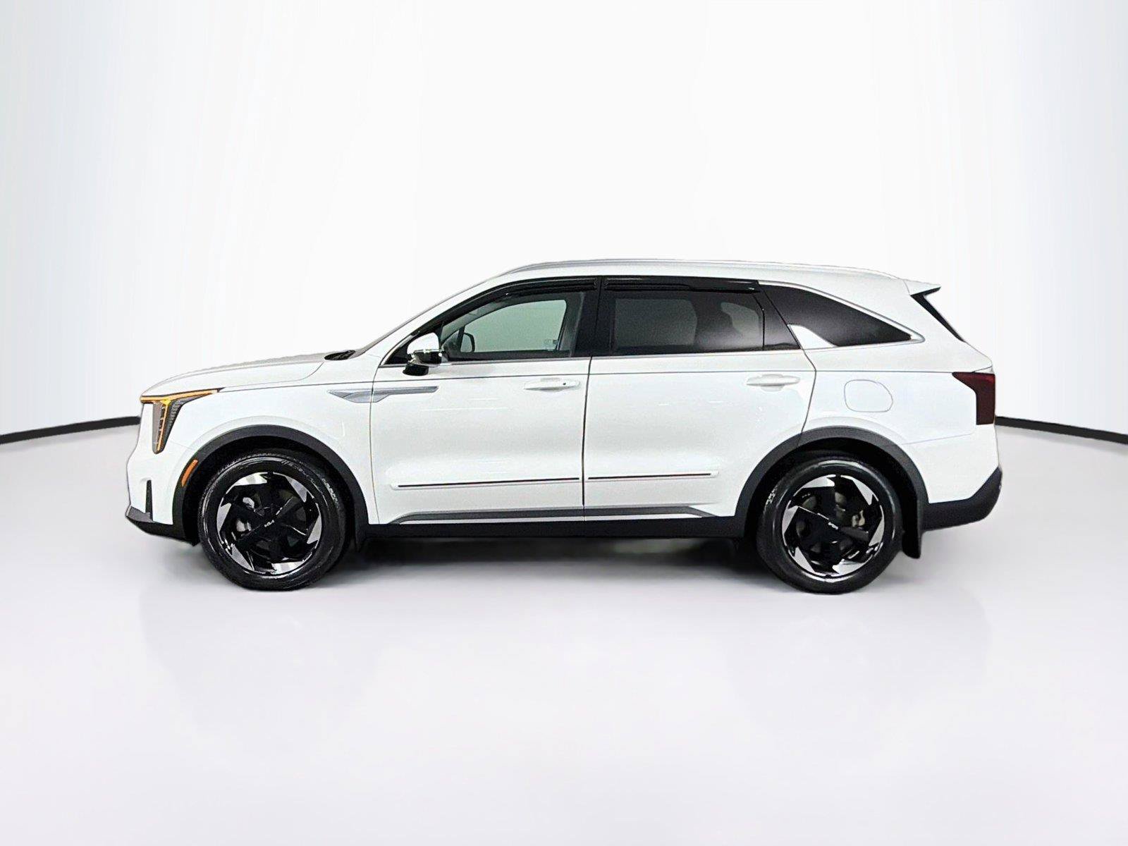 Used 2025 Kia Sorento EX AWD/4WD image 8