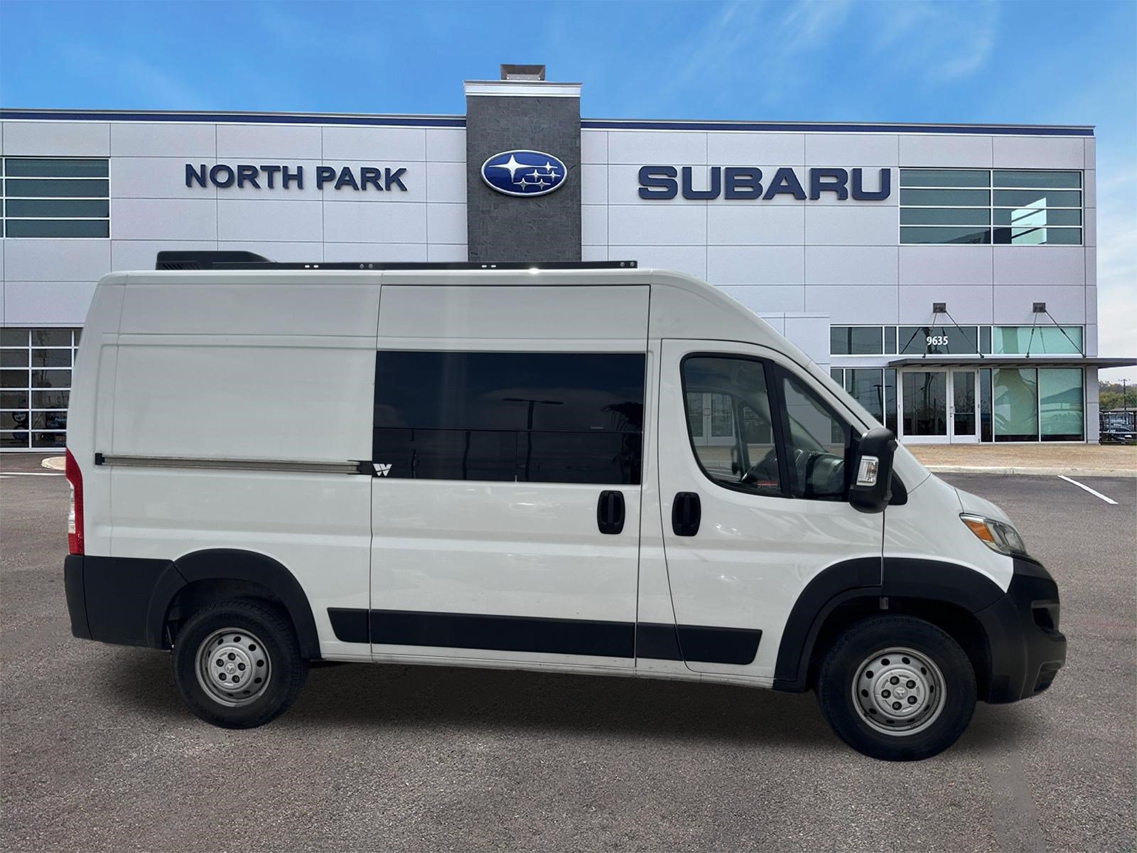 Used 2023 RAM ProMaster 1500 FWD image 2