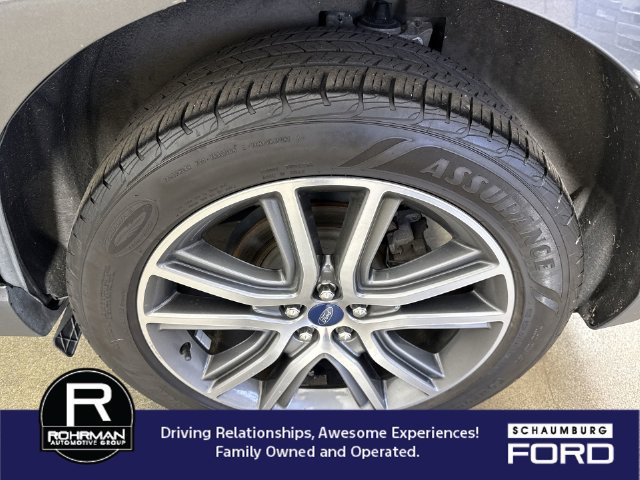 Used 2020 Ford Edge Titanium w/ Class II Trailer Tow Package AWD/4WD image 6