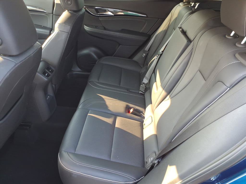 Certified 2023 Buick Envision Essence FWD image 13