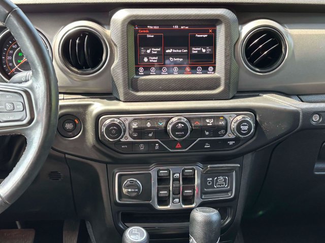 Used 2023 Jeep Gladiator Sport AWD/4WD image 29