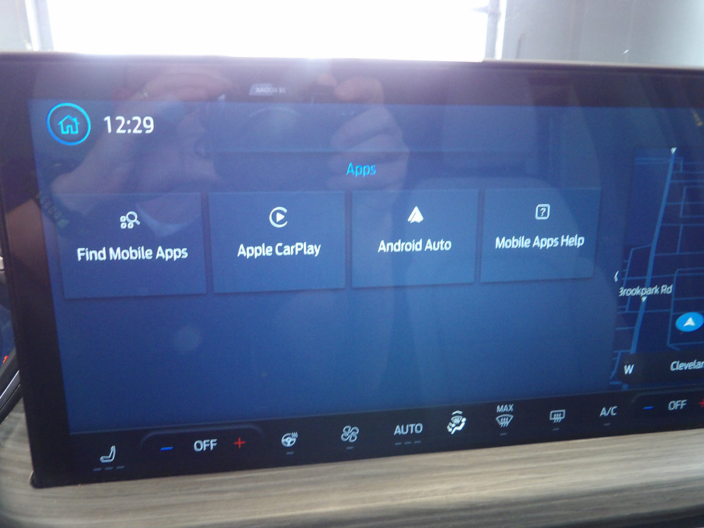 Used 2025 Ford Escape Platinum AWD/4WD image 36