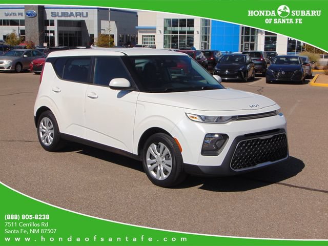 Used 2022 Kia Soul LX FWD image 1