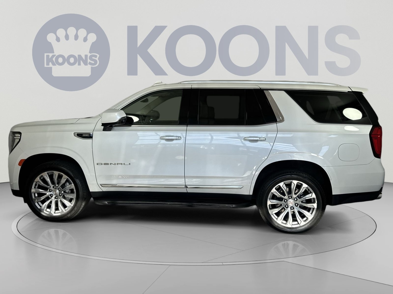 Used 2023 GMC Yukon Denali AWD/4WD image 2