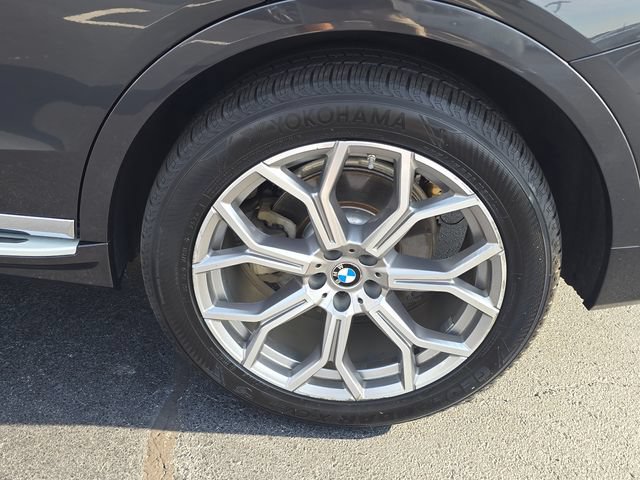 Used 2020 BMW X7 xDrive40i w/ Premium Package AWD/4WD image 15