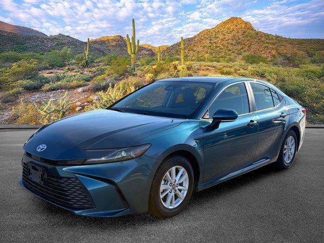Used 2025 Toyota Camry LE FWD image 8