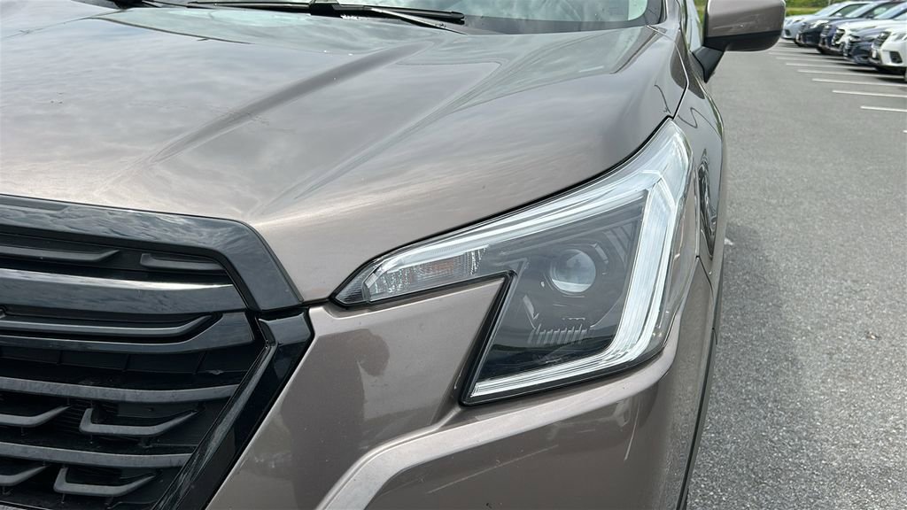 Certified 2023 Subaru Forester Premium AWD/4WD image 7