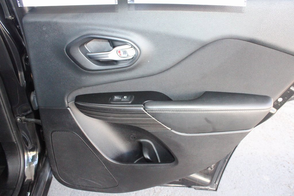 Used 2014 Jeep Cherokee Latitude image 53