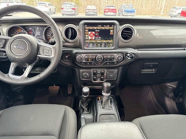 Used 2023 Jeep Wrangler Sahara w/ Cold Weather Group image 19