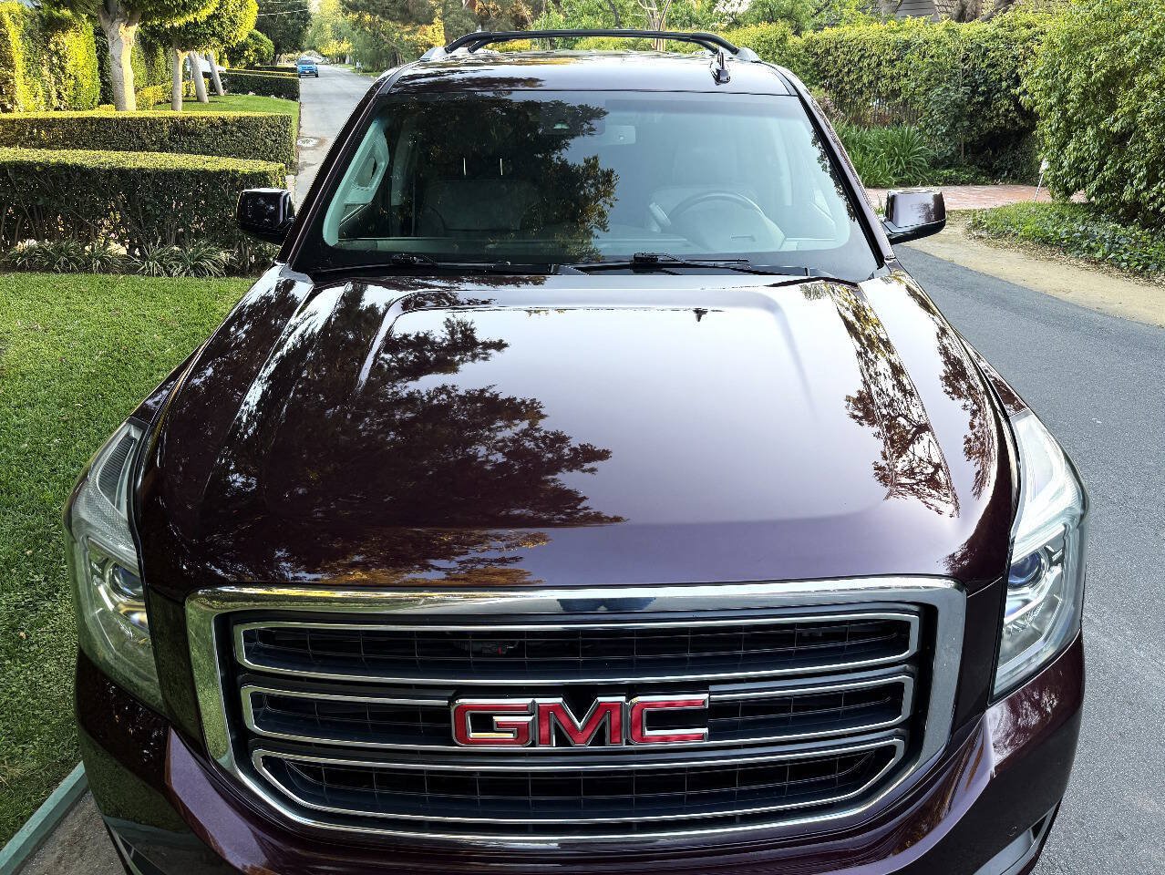 Used 2017 GMC Yukon XL SLT w/ Open Road Package AWD/4WD image 11