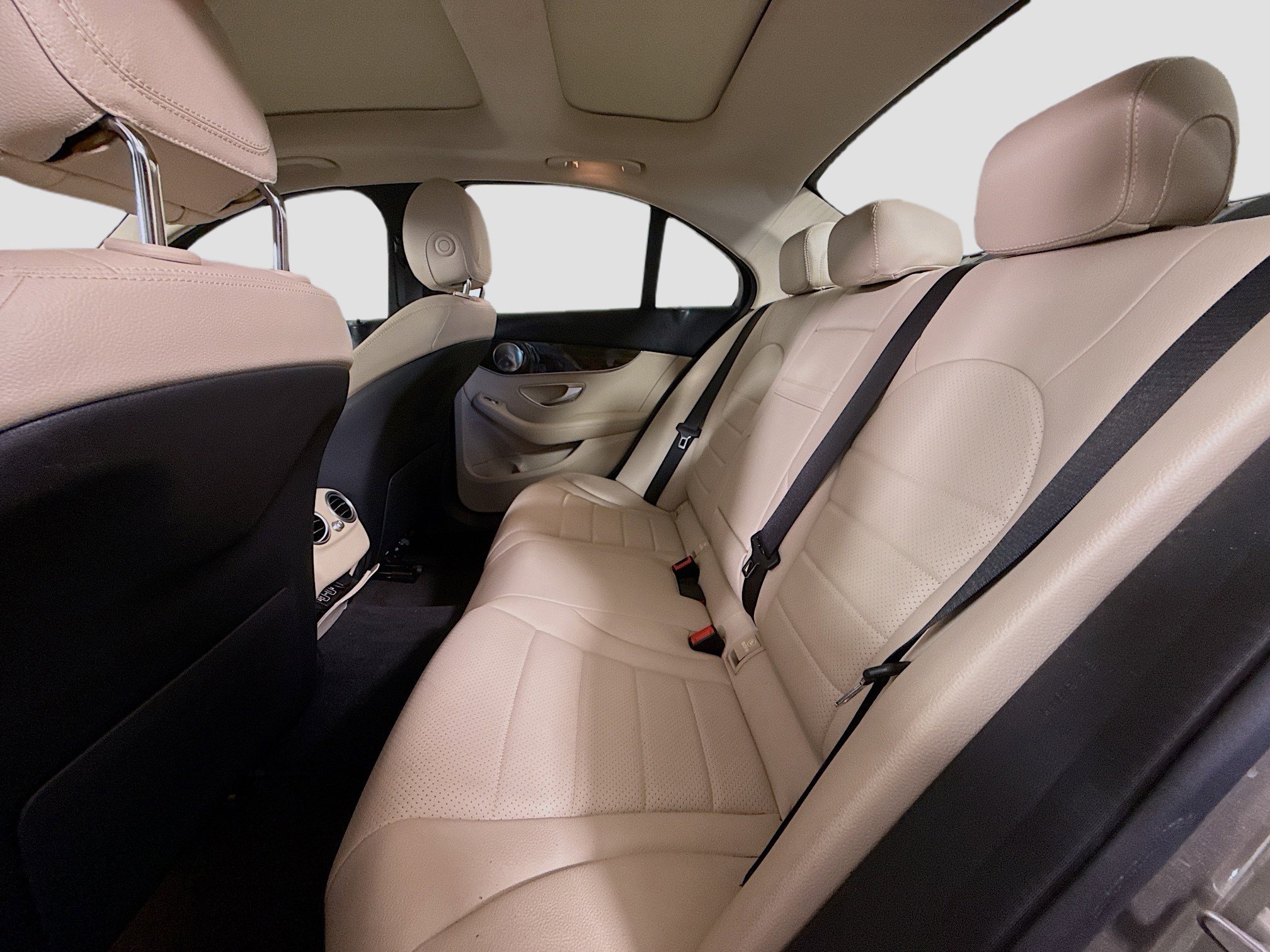 Used 2020 Mercedes-Benz C 300 Sedan w/ Premium Package image 25