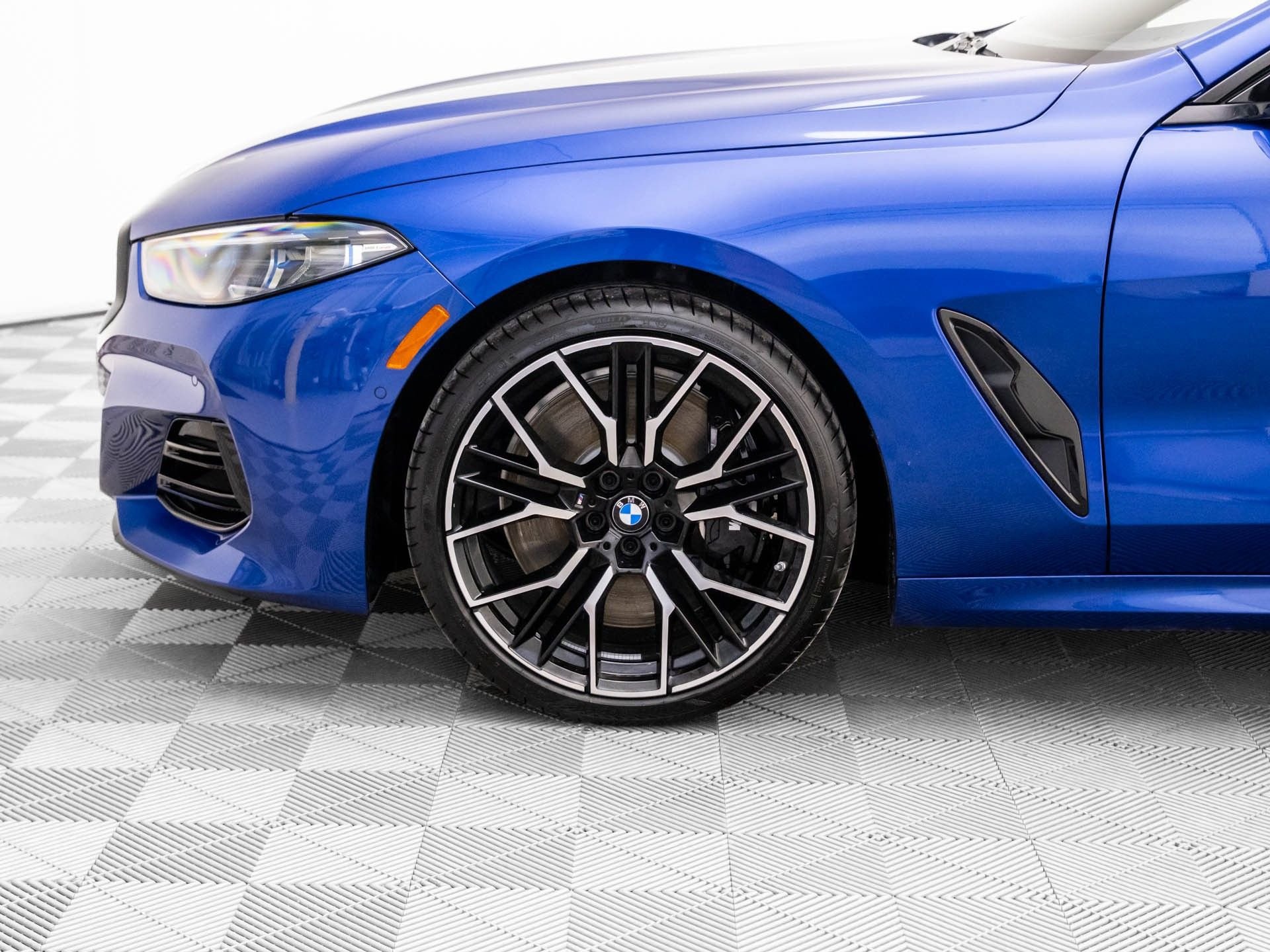 New 2026 BMW M850i xDrive w/ M Carbon Exterior Package image 37