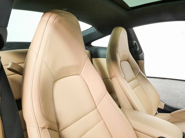 Certified 2021 Porsche 911 Carrera RWD image 19