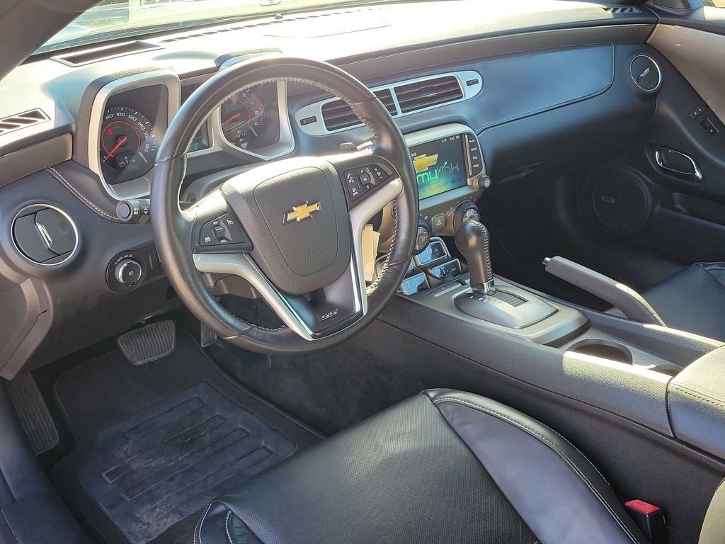 Used 2013 Chevrolet Camaro SS image 9