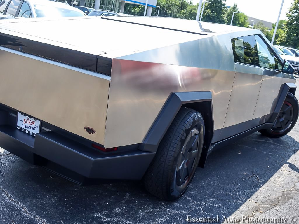 Used 2025 Tesla Cybertruck Cyberbeast AWD/4WD image 8