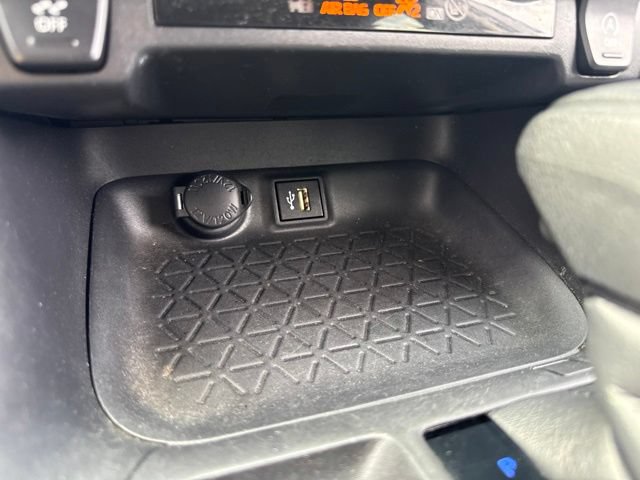 Used 2024 Toyota RAV4 XLE AWD/4WD image 20