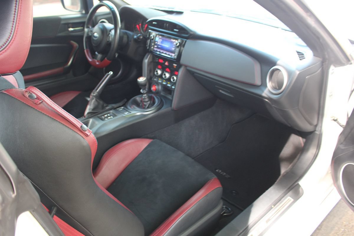 Used 2020 Subaru BRZ tS RWD image 13