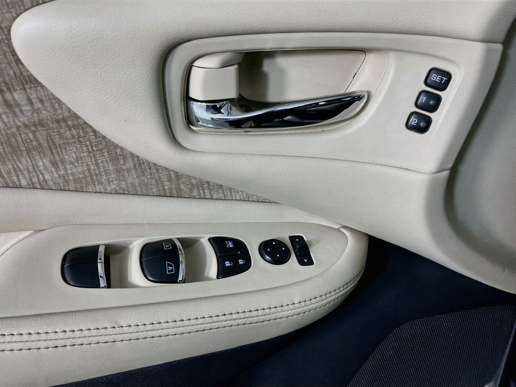Used 2023 Nissan Murano SL w/ SL Moonroof Package FWD image 26