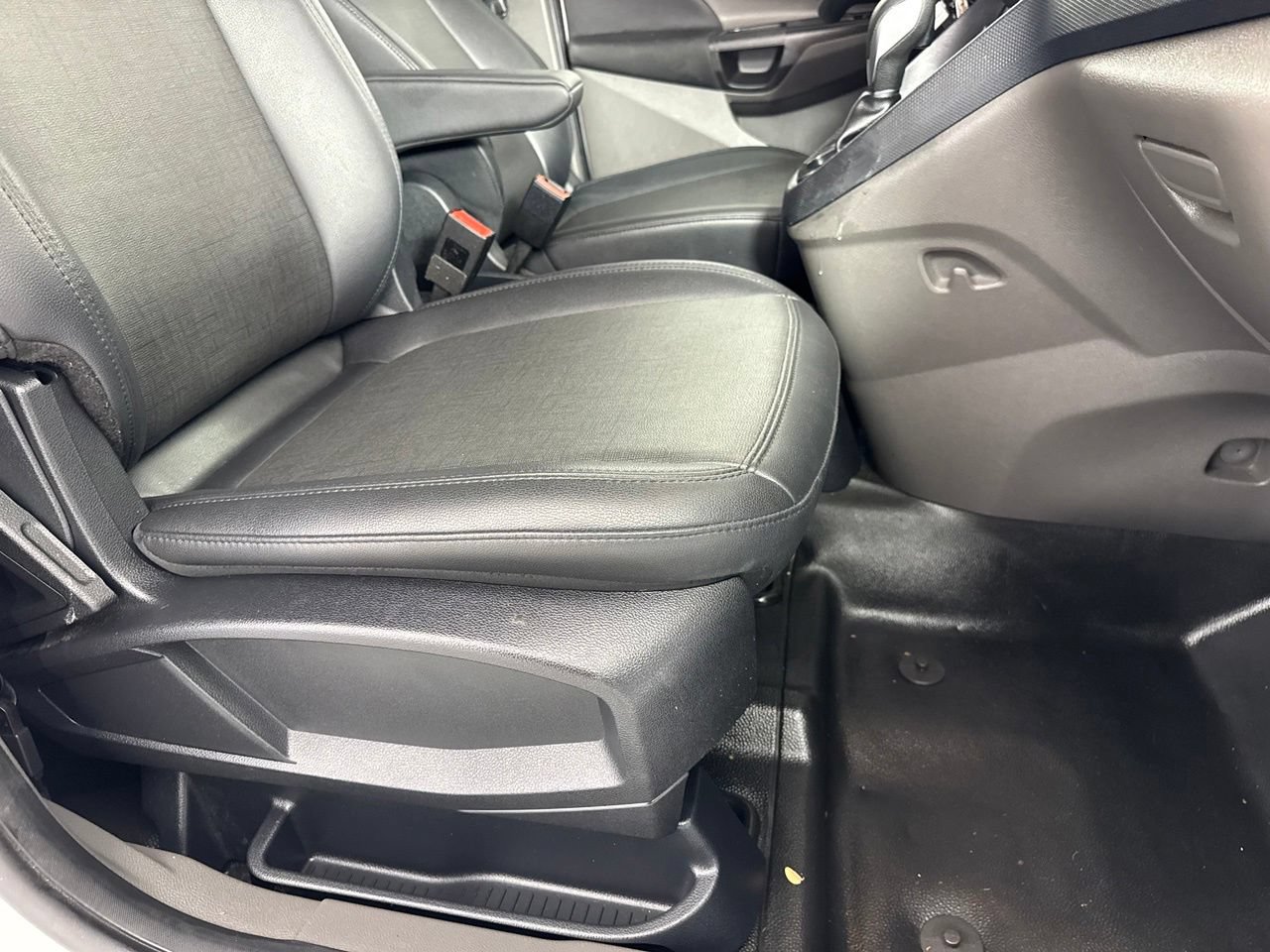 Used 2021 Ford Transit Connect XL FWD image 26