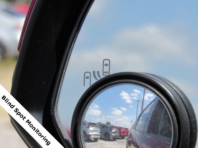 Used 2022 Toyota RAV4 XLE image 27