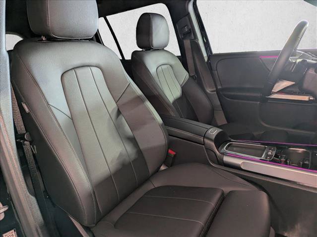 Used 2025 Mercedes-Benz GLB 250 image 22