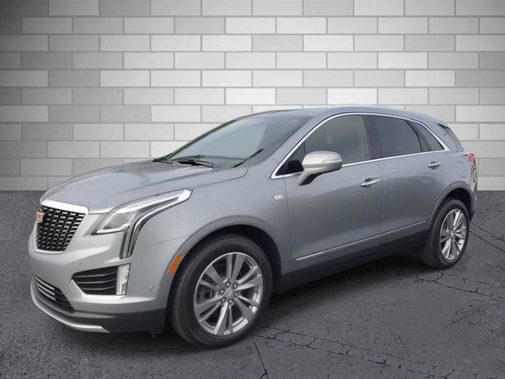 Certified 2024 Cadillac XT5 Premium Luxury w/ Technology Package AWD/4WD image 2